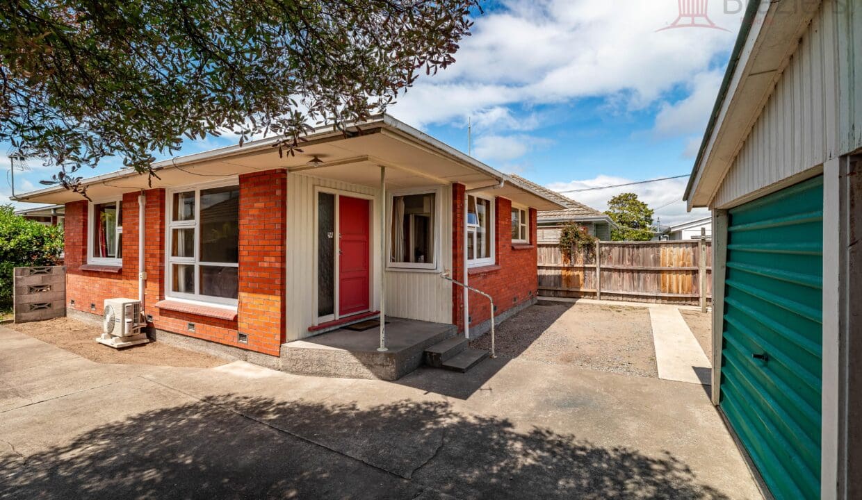 131665686__1737492085-131665686__1737421295-136555-JYH20065-HDR