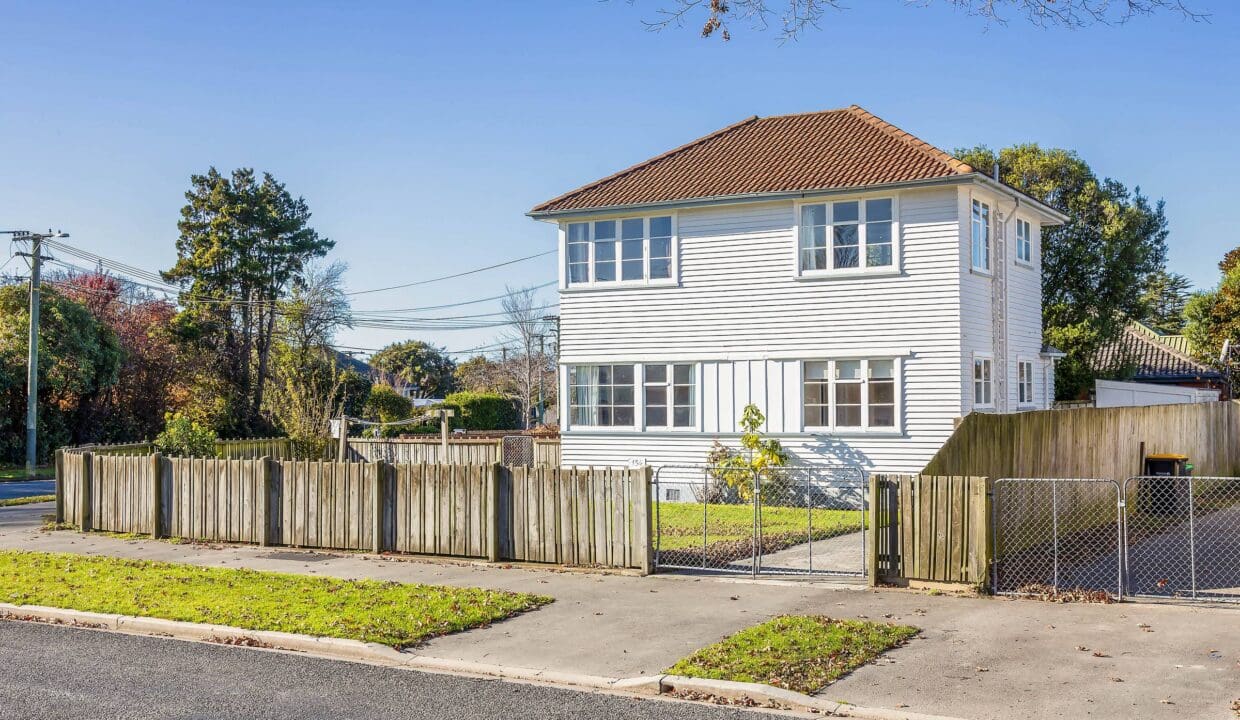 148889133__1747955375-17855-136EmmettSt3