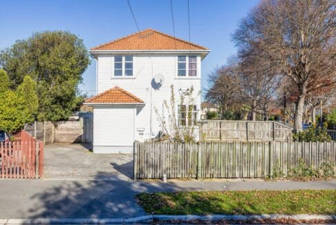 148889188__1747955382-17960-136EmmettSt4