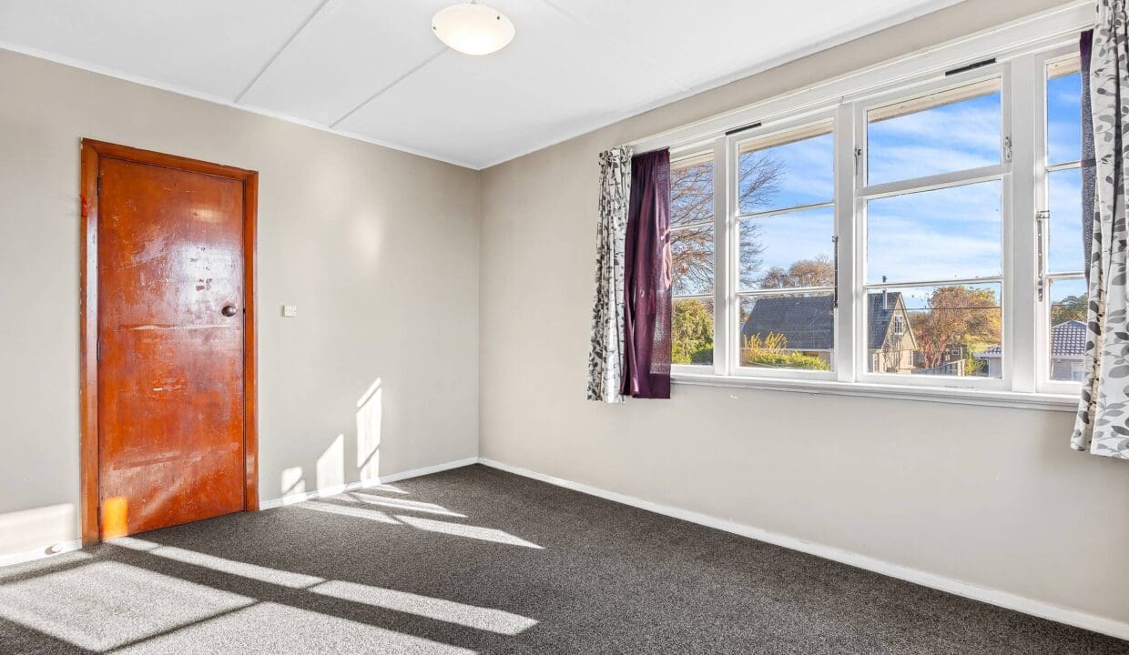 148889347__1747955448-27406-136EmmettSt16