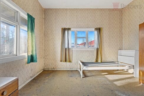 153298095__1751409042-153298095__1751235096-11881-007Open2viewID594284-467MainSouthRoadHornby