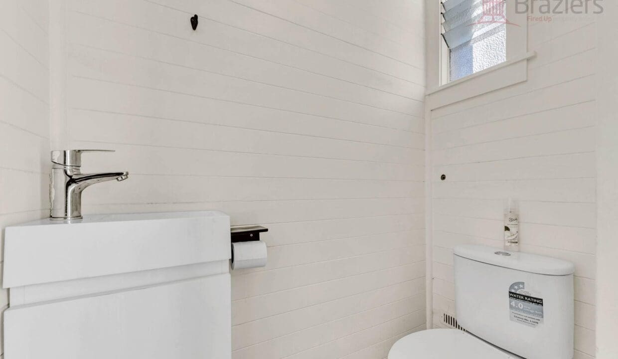 156948835__1753657929-156948835__1753657874-19580-17KearneysRoad6