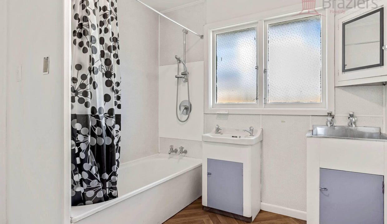 160429346__1756081546-160429346__1755909039-29311-ArmaghStreet7