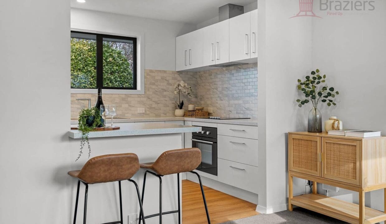 161939081__1756866299-161939081__1756866243-64378-214HENDERSON21