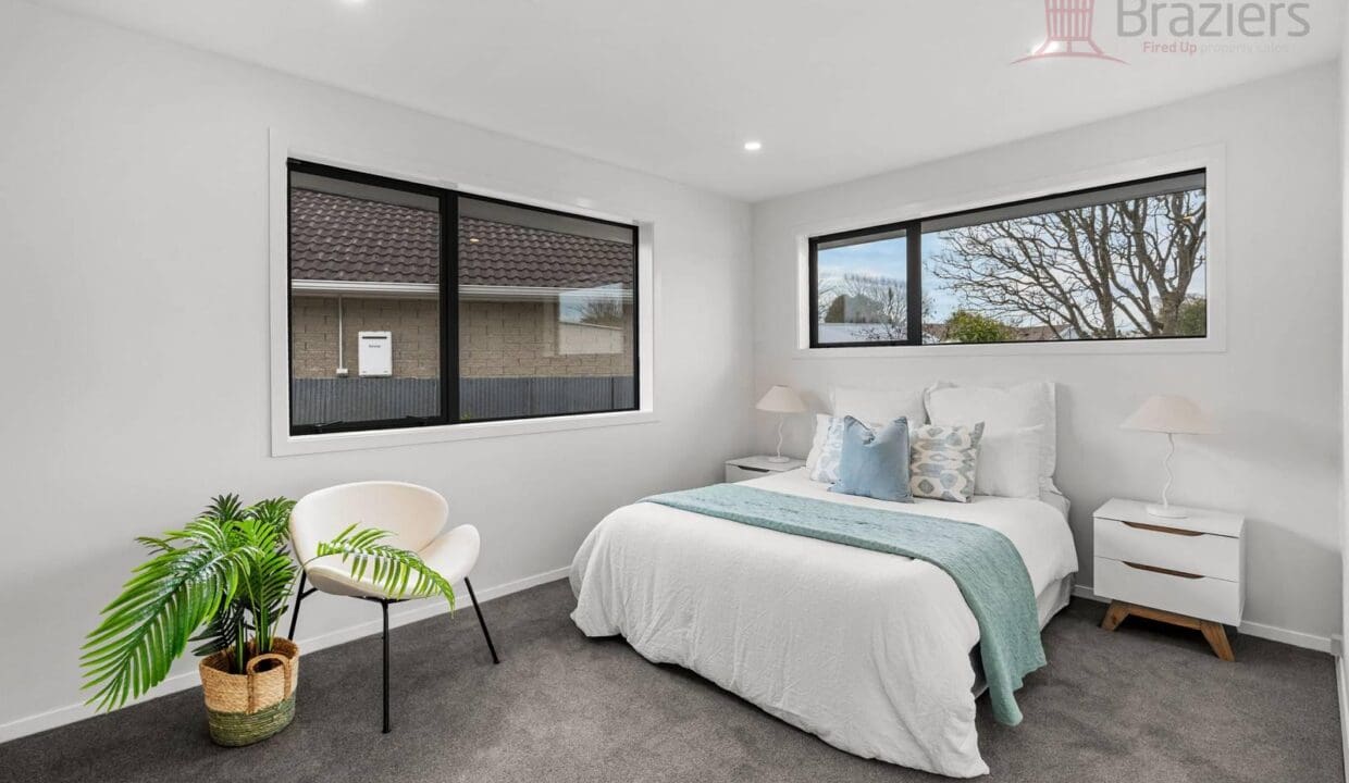 161939198__1756866299-161939198__1756866260-52524-214HENDERSON29