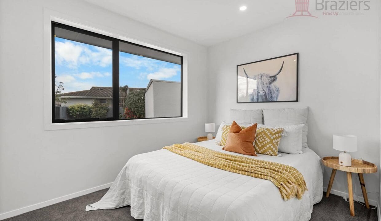 161939201__1756866299-161939201__1756866262-52690-214HENDERSON30