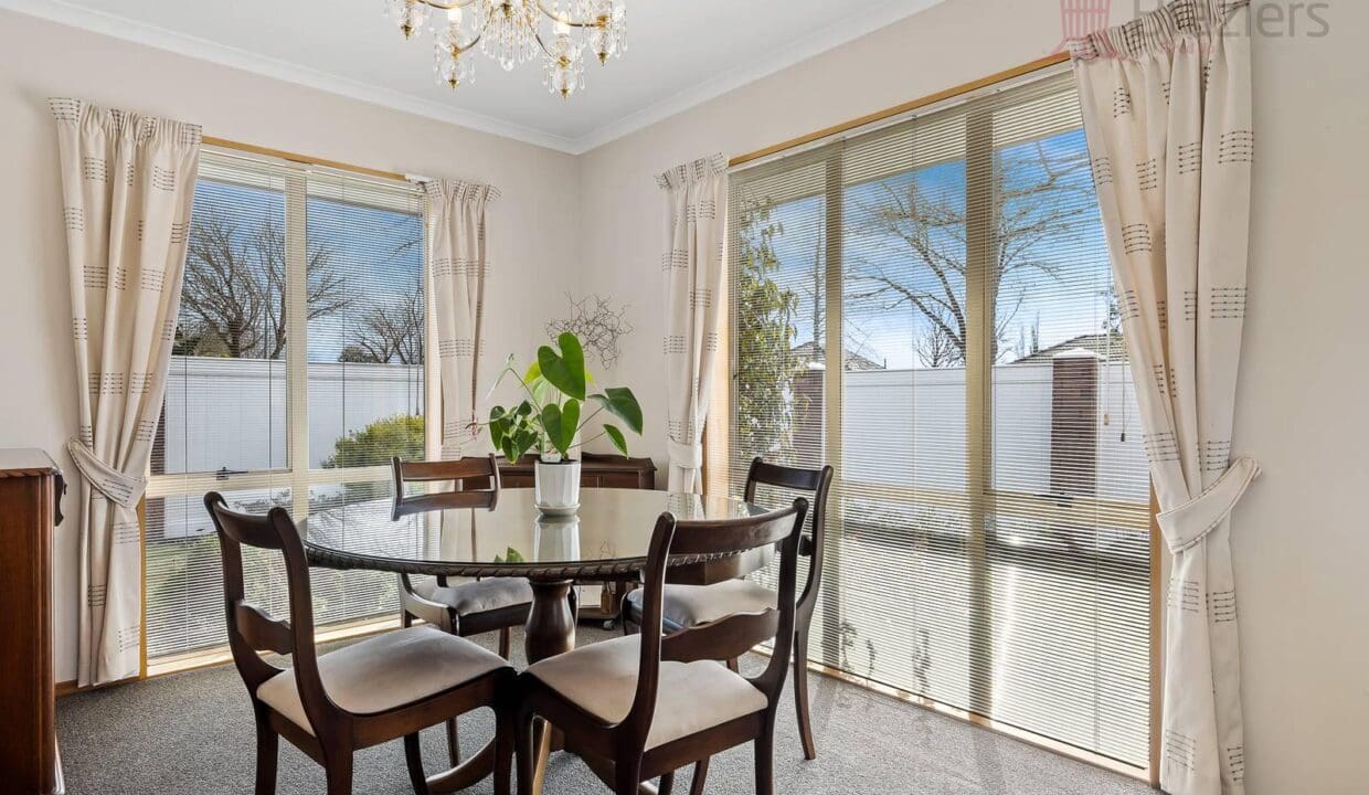 162727646__1757388955-162727646__1757388902-130190-1-43CLARIDGESRD5