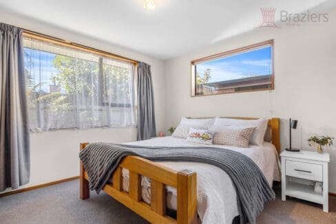 163847016__1758070547-163847016__1758070292-49134-3112StAlbansSt10