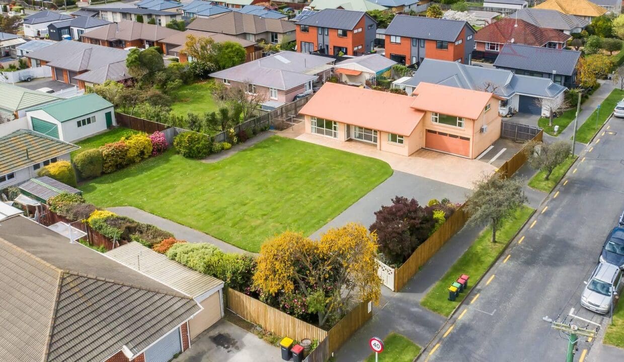 164878824__1758665825-164878824__1758662547-19938-5HALLIWELL5