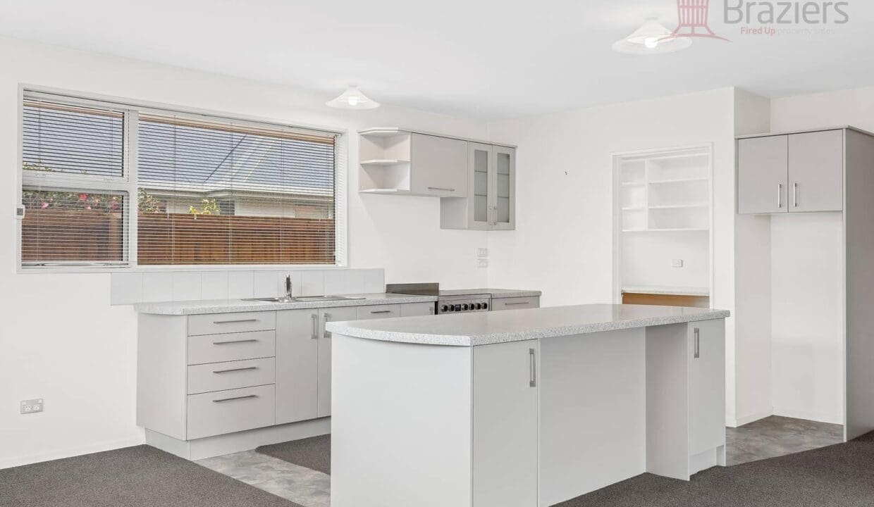 164879080__1758665825-164879080__1758662586-19964-5HALLIWELL11