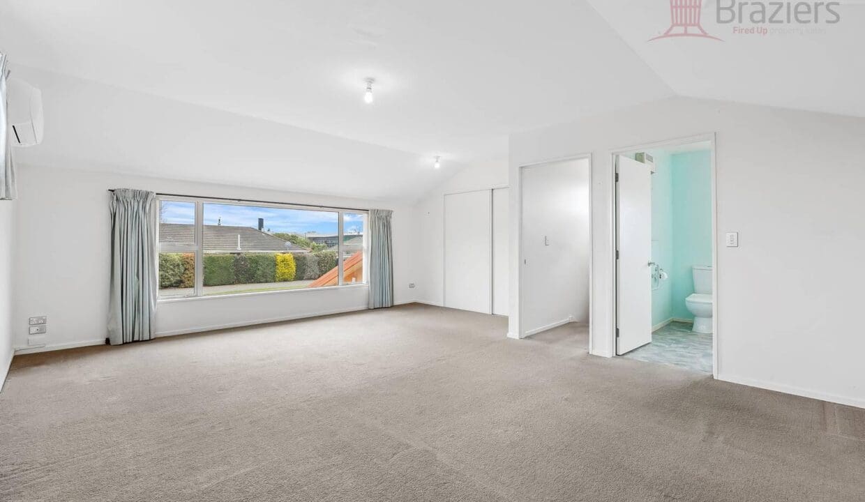 164879557__1758665826-164879557__1758662661-20122-5HALLIWELL18