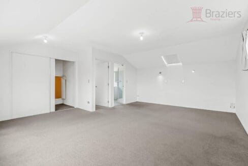 164879636__1758665826-164879636__1758662668-20070-5HALLIWELL19