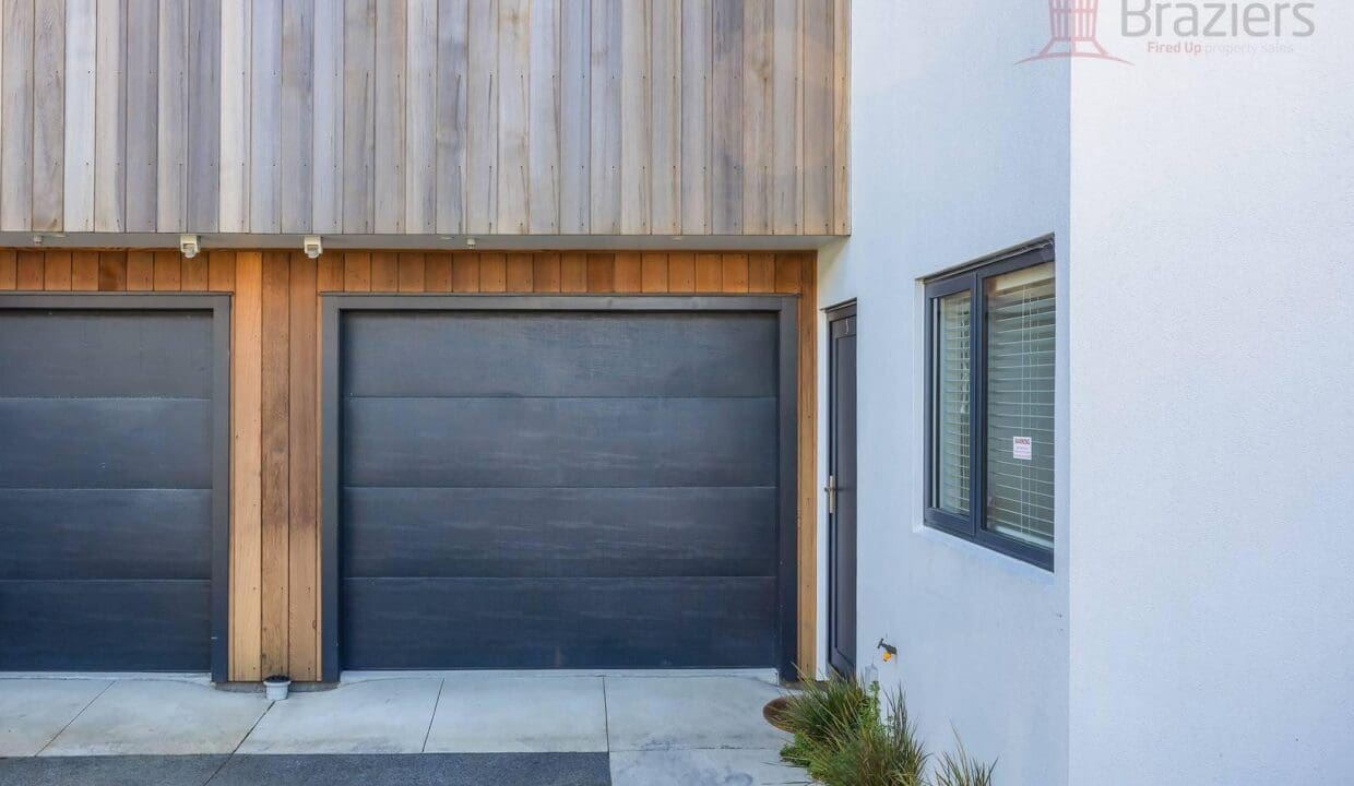 167328061__1760056829-167328061__1760049324-30071-5-90BishopSt3