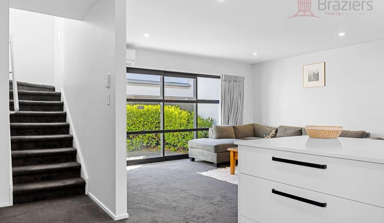 167328142__1760056828-167328142__1760049346-30139-5-90BishopSt8