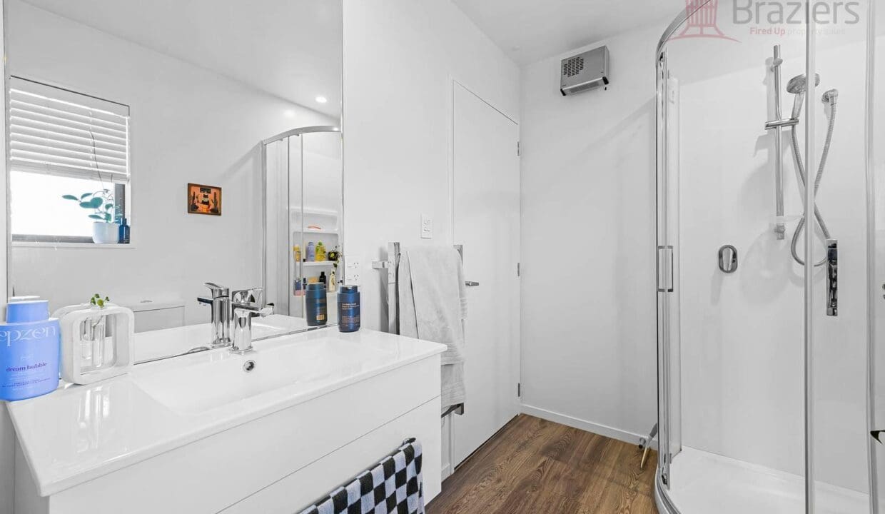 167328233__1760056829-167328233__1760049373-17828-5-90BishopSt13