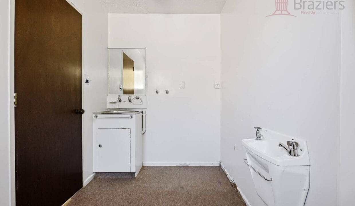 170497424__1761788164-170497424__1761788124-60990-MainRoad45a11