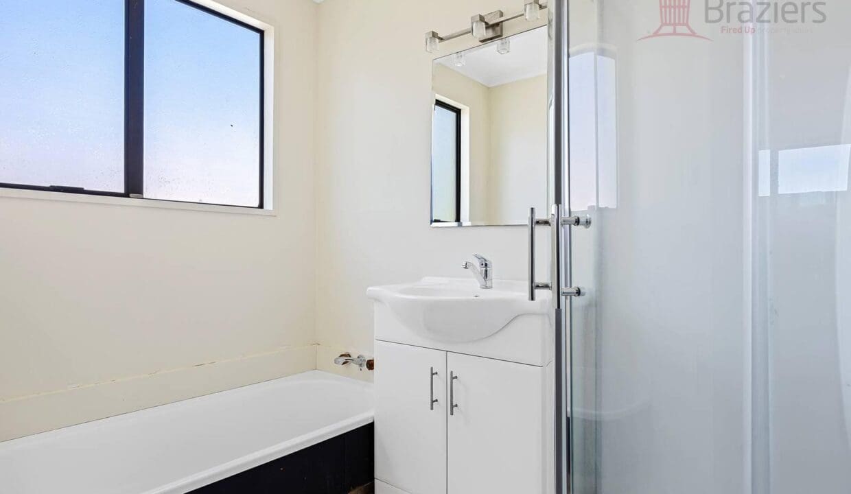 170497430__1761788164-170497430__1761788128-47852-MainRoad45a13