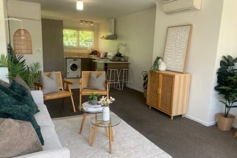 170514660__1761790341-67079-NasebyLounge-KitchenOct2025