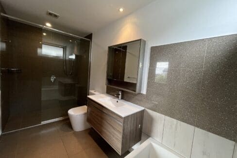 RBPR012387-RBPI009884