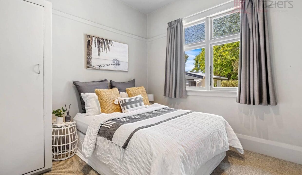 173356232__1762395705-173356232__1762380235-14067-NichollsSt5410