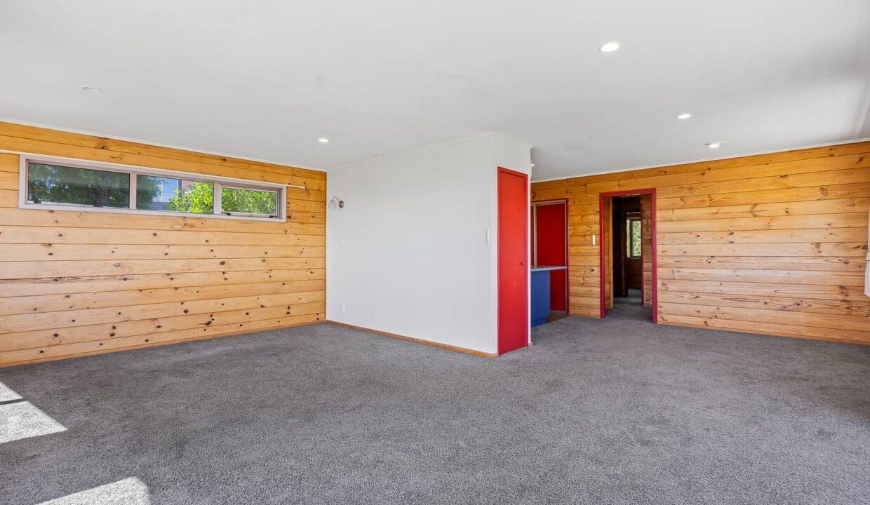 1763419582-10-CannonHillCres224A26