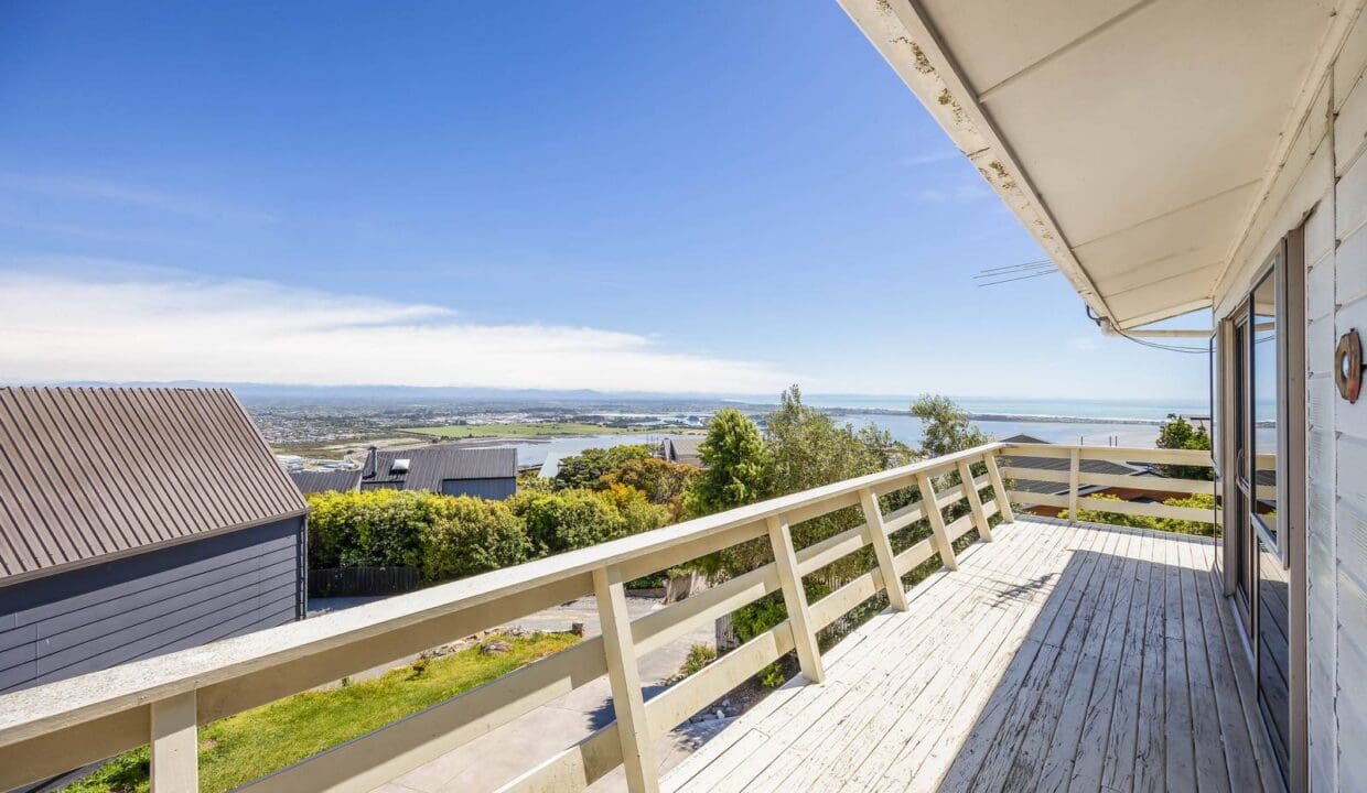 1763419582-12-CannonHillCres224A3