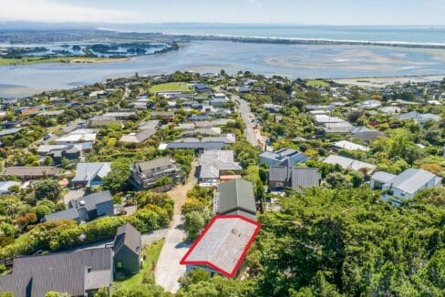 1763419582-15-CannonHillCres224A12