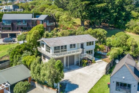 1763419582-3-CannonHillCres224A7