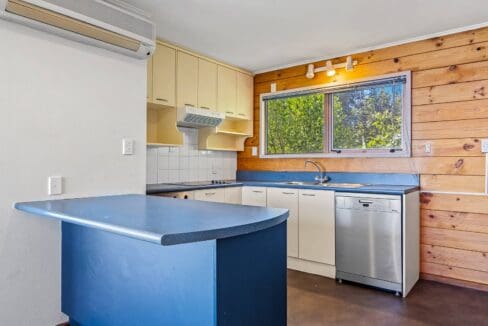 1763419582-5-CannonHillCres224A20