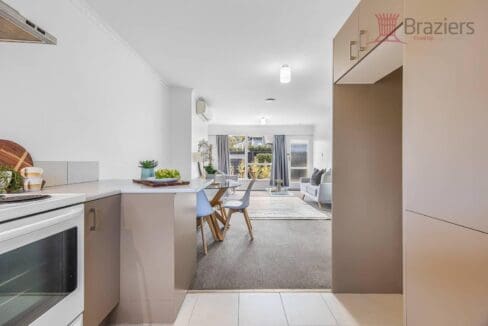 1763683888-3-2-41NASEBY11