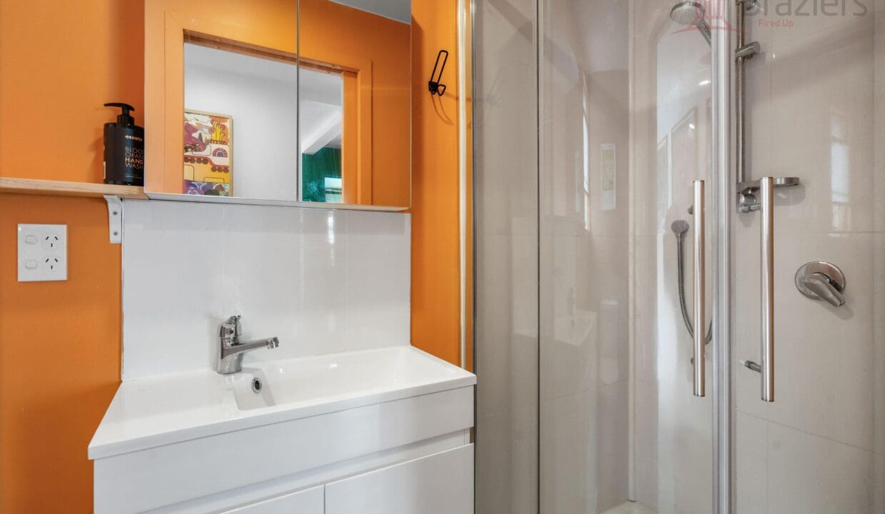 176729831__1764190702-176729831__1764110744-32695-DSC05806