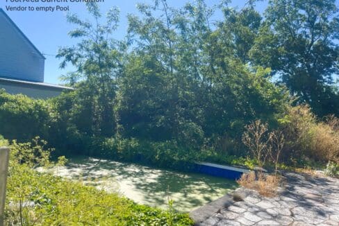 181073802__1766444472-32435-8CliffordAveSectionSwimmingPoolTextOverlay