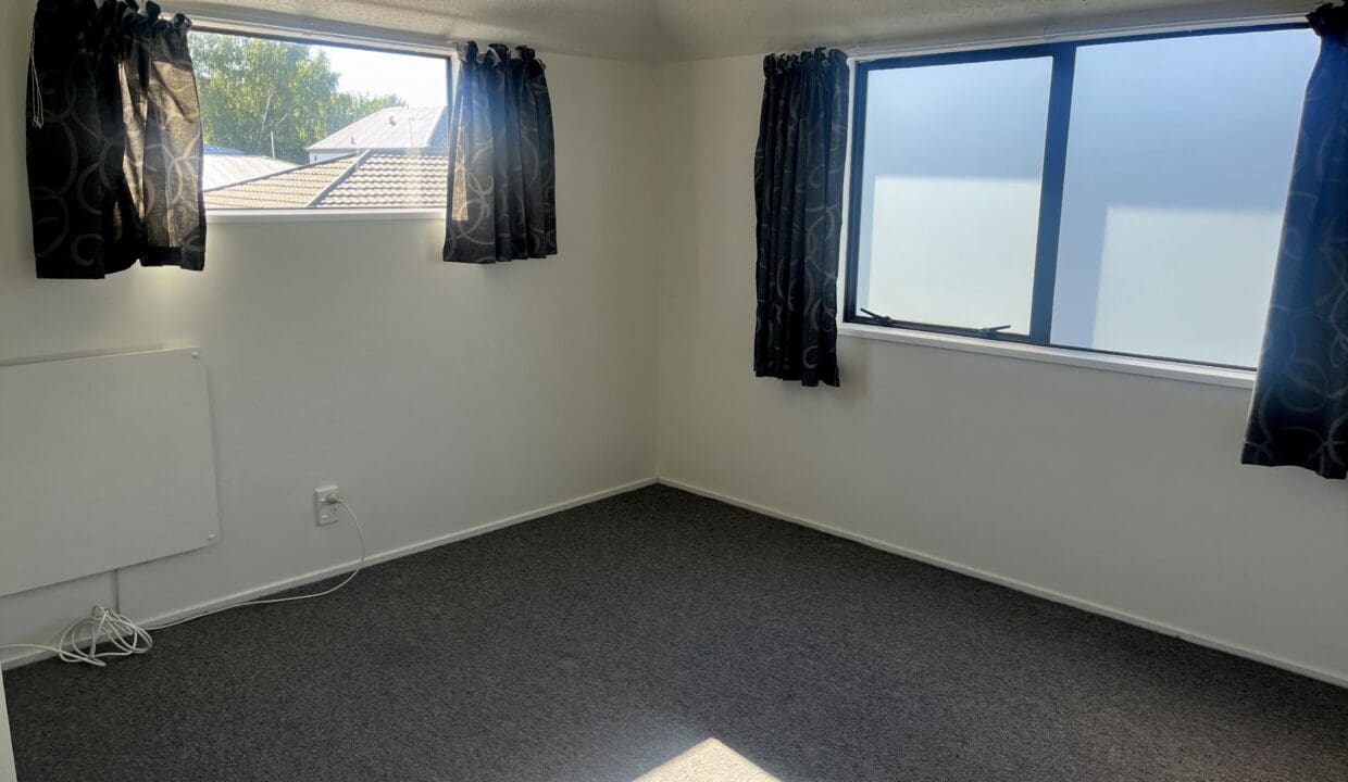 181080362__1766446169-35929-Bedroom2for3-15DraperStreetAE