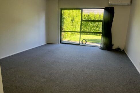 181110193__1766459005-63246-LoungePic3-15DraperStreetAE