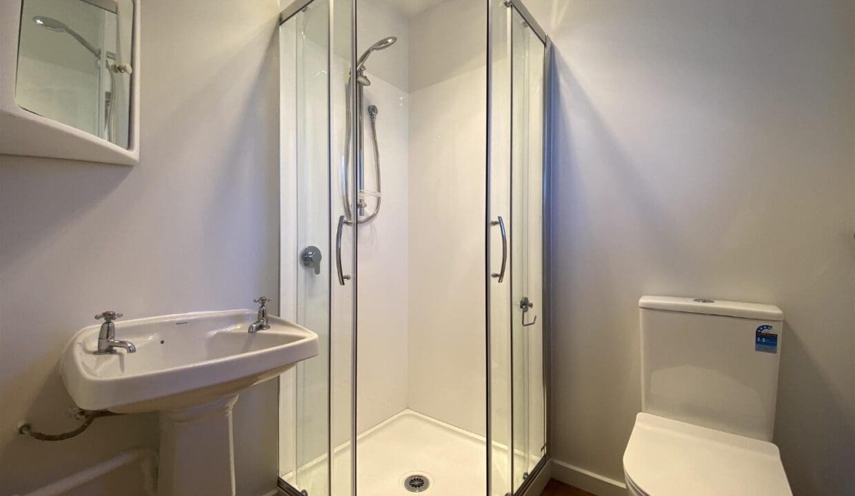 RBPR001673-RBPI010380