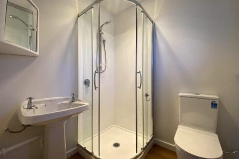 RBPR001673-RBPI010380