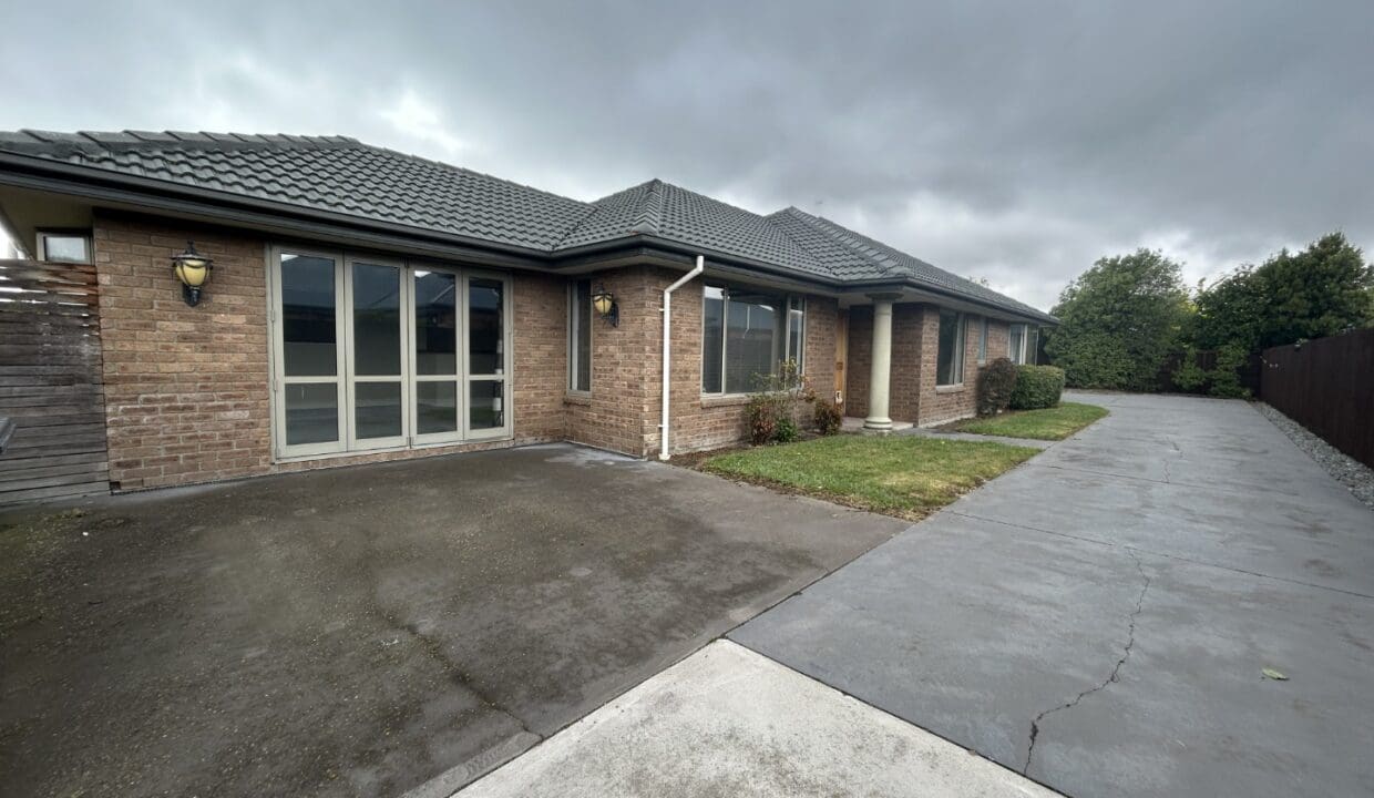 RBPR012389-RBPI010572