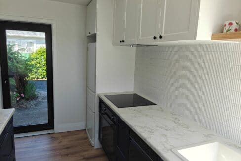 185496315__1770160085-24218-Kitchen1