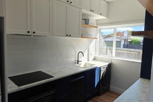 185496443__1770160102-37682-Kitchen4