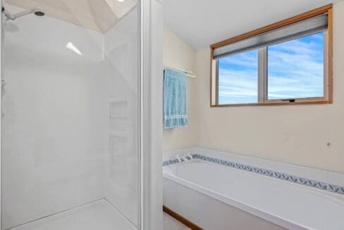 190577665__1772750424-18674-43BClaridgesRd16