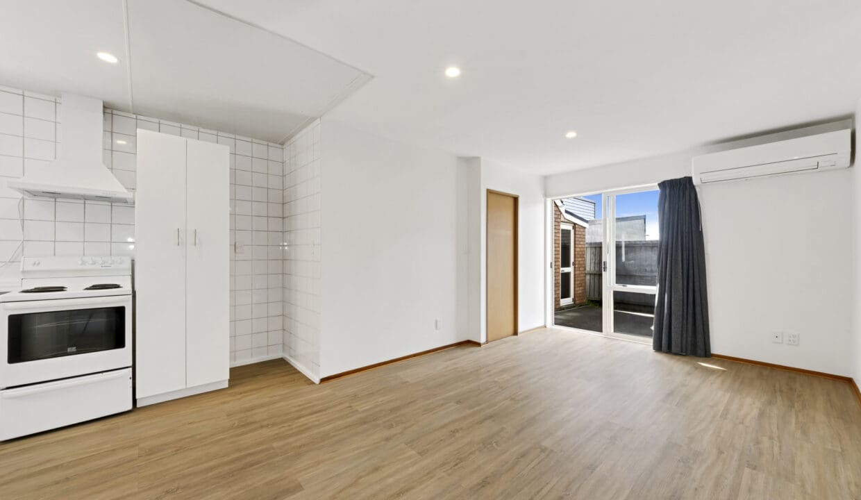 192239981__1773625032-52829-MEGA5900