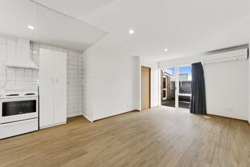 192239981__1773625032-52829-MEGA5900