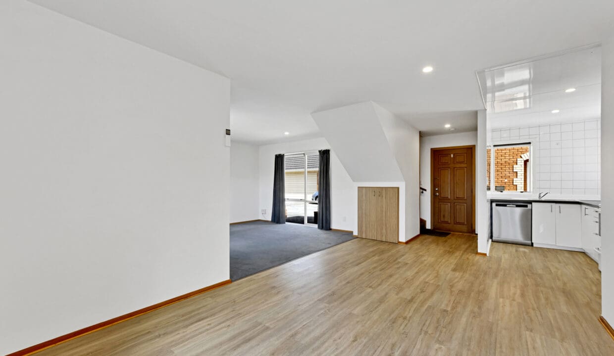 192240051__1773625046-339530-MEGA5915