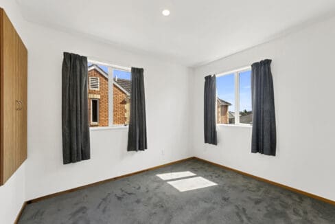 192240216__1773625068-66521-MEGA5942