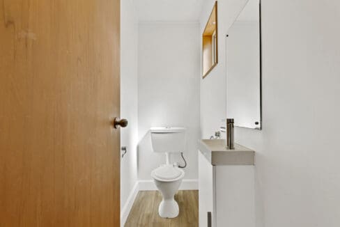 192240397__1773625102-53071-MEGA5893