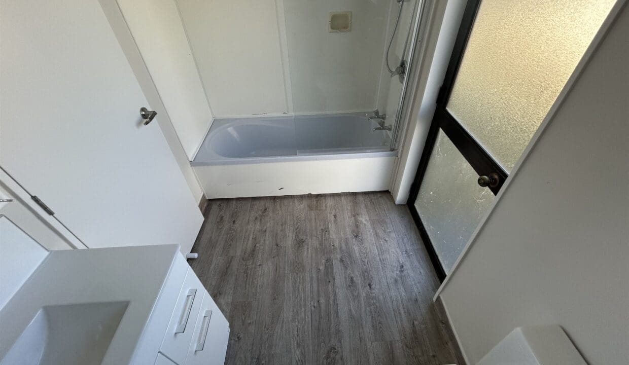 RBPR008714-RBPI011098