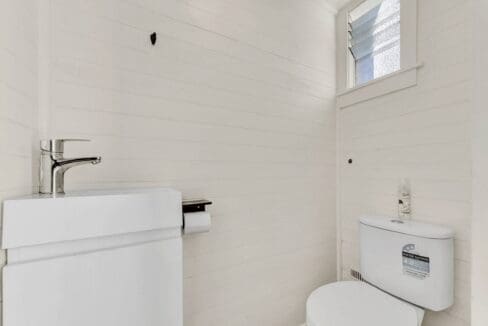 195004033__1775009875-54873-17KearneysRoad6