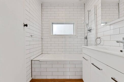 195004182__1775009894-67988-17KearneysRoad3