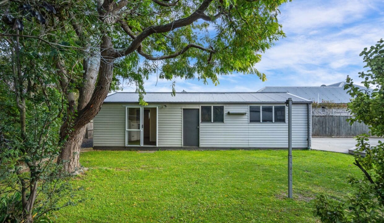 195398650__1775435935-39899-ecc44e4d-5bec-4d68-ab65-ed589ffb9408