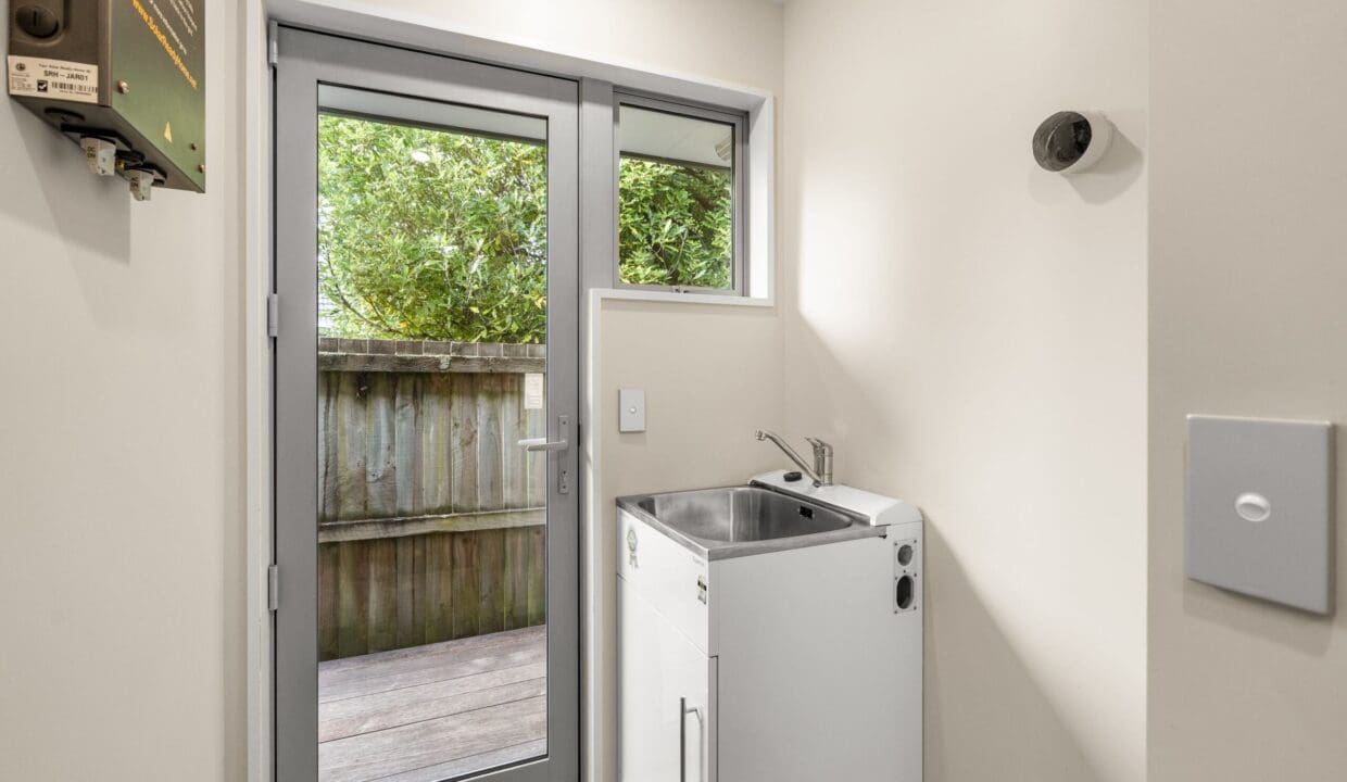 195398679__1775436096-28344-96a92518-9ea0-4b2a-b8ce-dae51352ac20